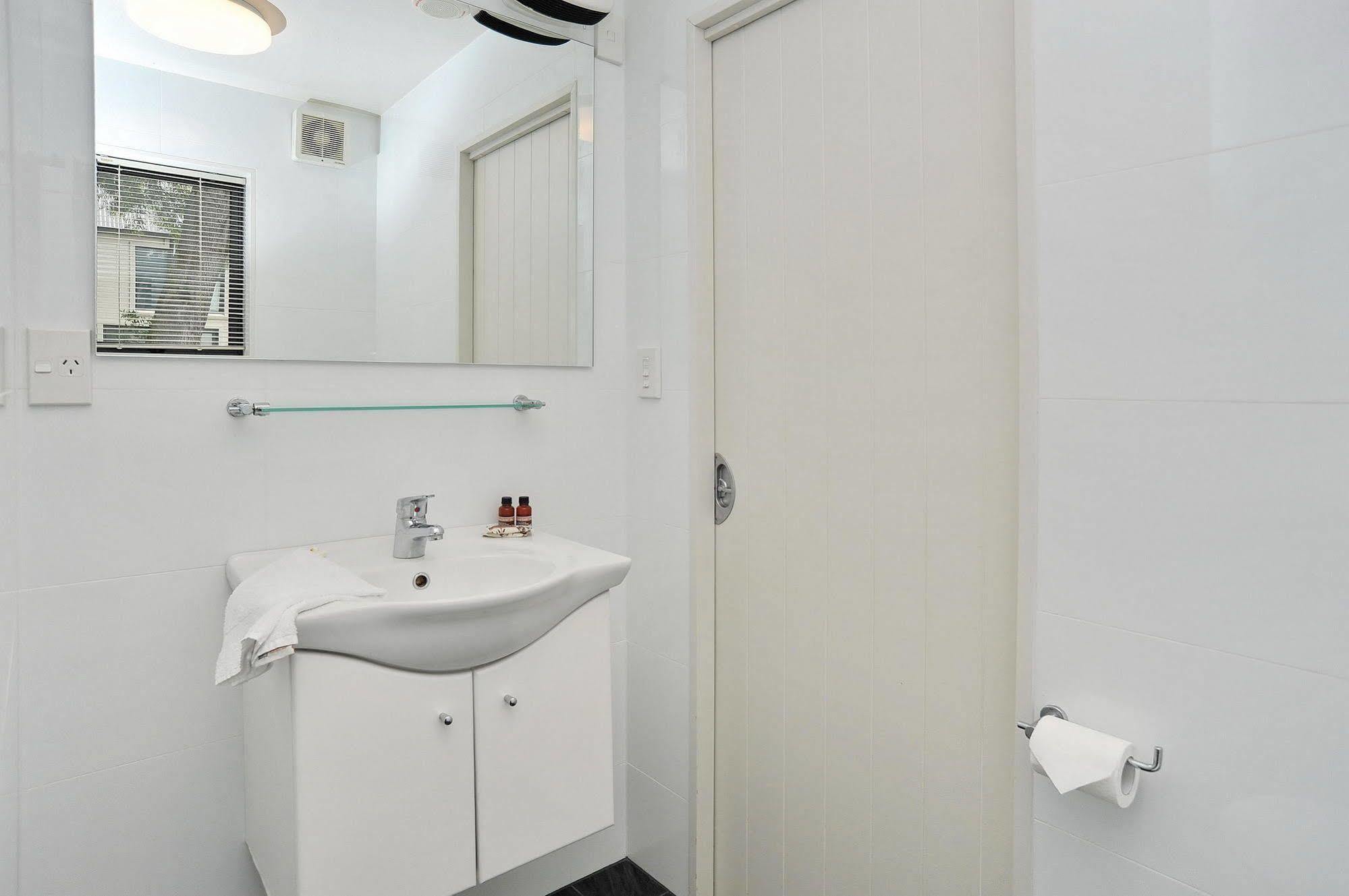 Carlton Villa 2 - Christchurch Holiday Homes 외부 사진